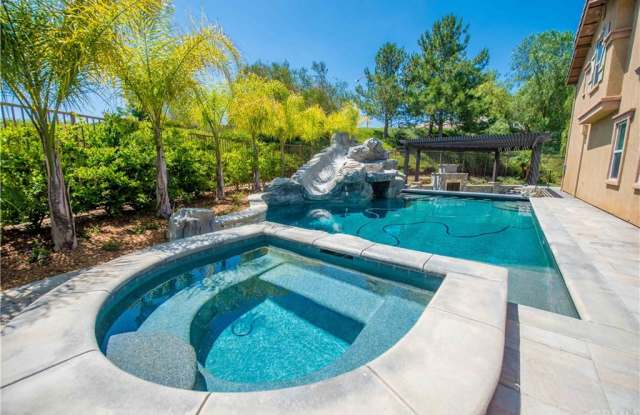 4003 Cedarwood Court Gallery 3