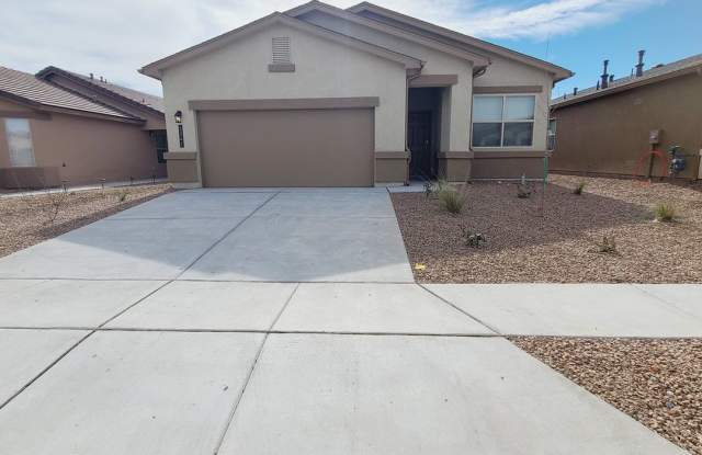3 bed 2 bath home in Huning Ranch! photos photos