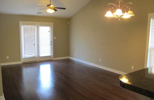 372 Connor Circle Gallery 3