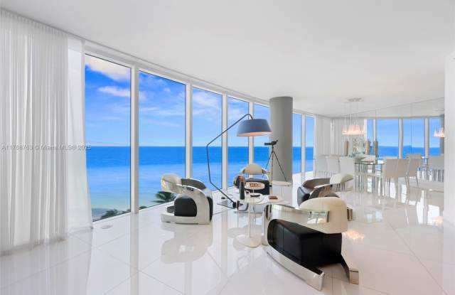 2711 S Ocean Dr photos photos