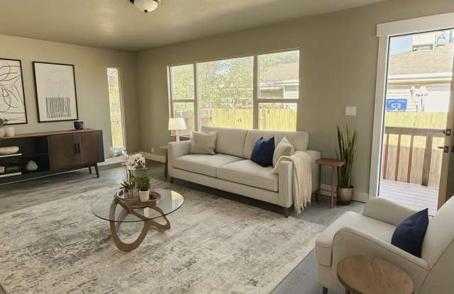 1424 Mandalay Rd W photos photos 1424 Mandalay Rd W photos photos