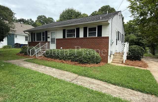 2825 S. Main St-3BR/1BA-HOME!!! photos photos