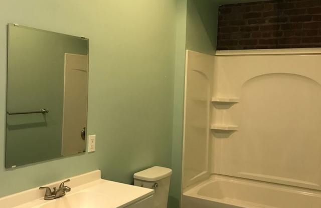 1019 Main Street Unit C Gallery 3