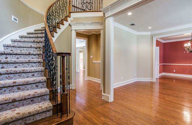 6425 Blacktree Drive Gallery 2
