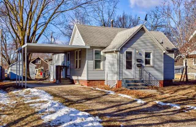 1315 Douglas Avenue - 1311 photos photos