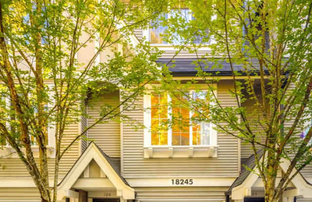 Beautiful 2 Bedroom Townhouse in Taluswood Community - 18245 Northeast 96th Way, Redmond, WA 98052