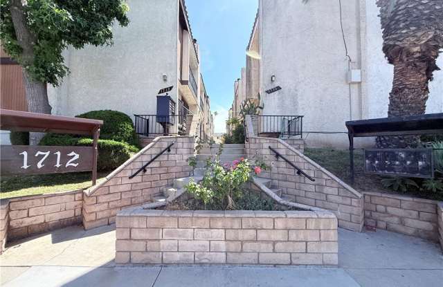 1712 S 6th Street photos photos