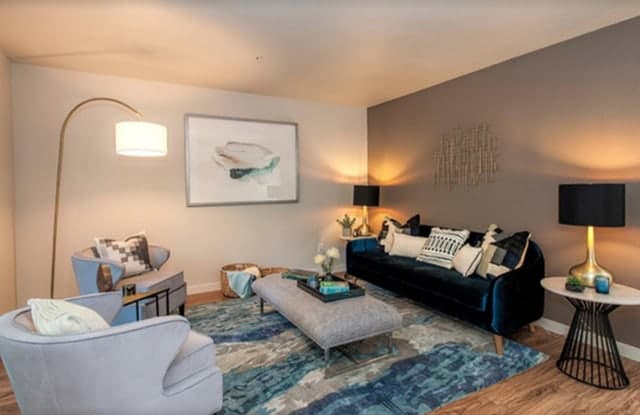 Arbor Walk Apartments Gallery 4
