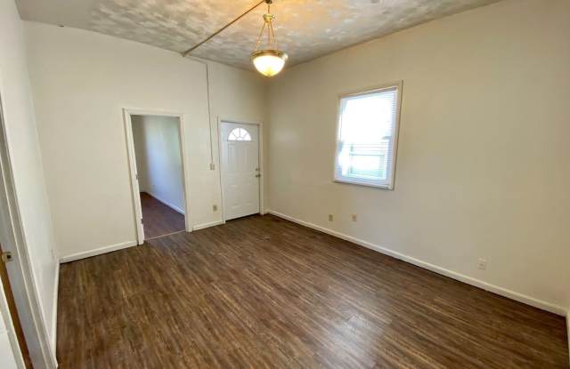 902 N Garvin St. Gallery 3