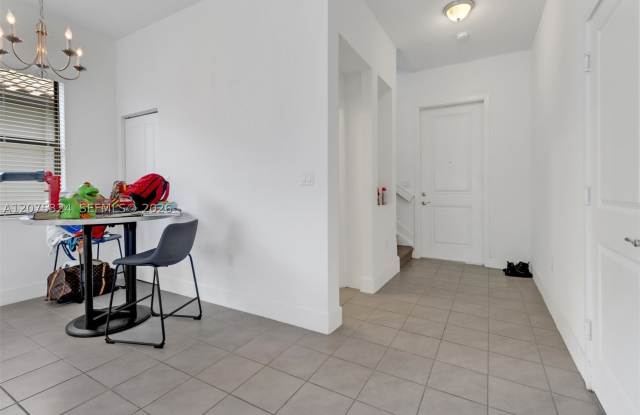 5504 Agostino Way Gallery 2