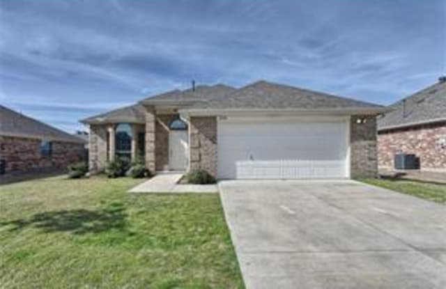 2108 Shady Bend Circle - 2108 Shady Bend Circle, Little Elm, TX 75068
