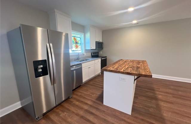 5907 Maiden Lane Gallery 3