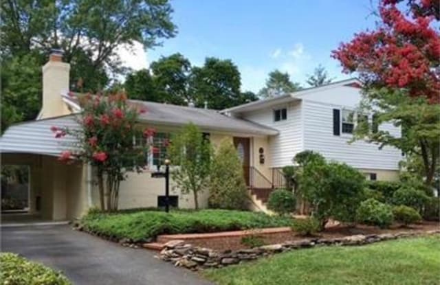 6814 FELIX STREET - 6814 Felix Street, McLean, VA 22101