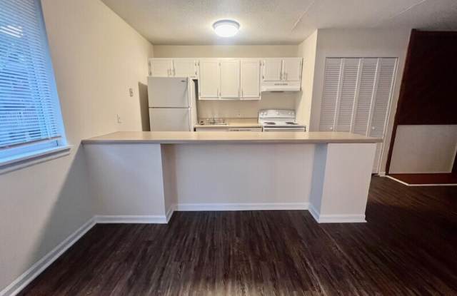 1418 Riverview Road photos photos