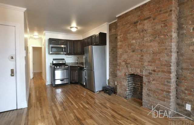 262 Saint James Place Gallery 4