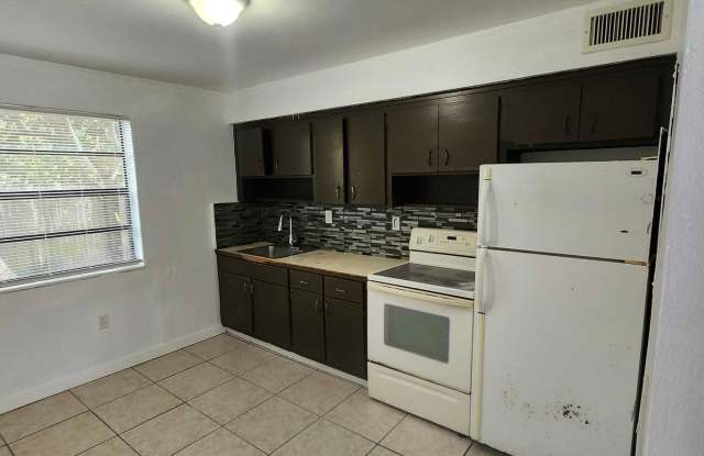 111 Biscayne Gardens, LLC photos photos