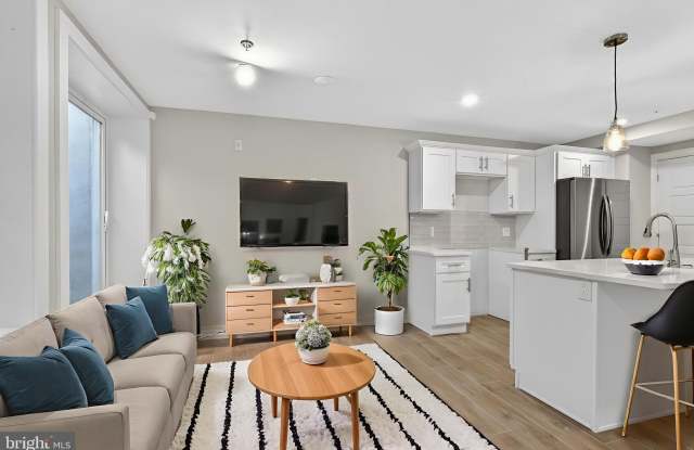 2034 N FRONT Street unit: 1 photos photos 2034 N FRONT Street unit: 1 photos photos