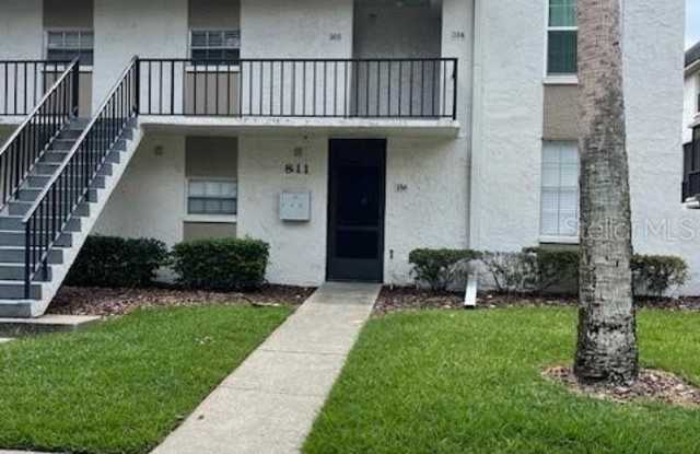 811 RUSSELL LANE - 811 Russell Lane, Brandon, FL 33510