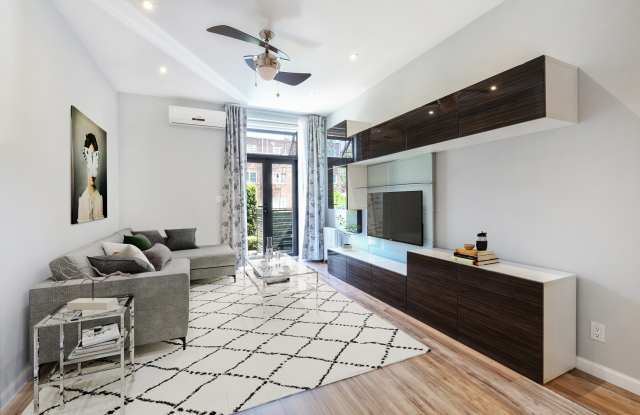 106 Eckford Street Gallery 1