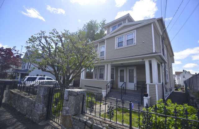 61 Burr Court photos photos