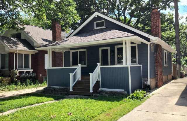 820 Hawthorn Avenue photos photos