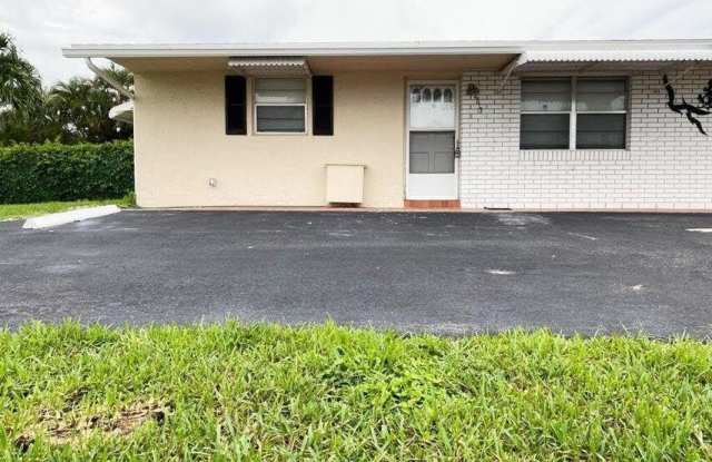 2715 Ponce De Leon Boulevard photos photos