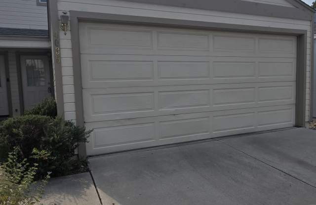 4035 Village Dr photos photos