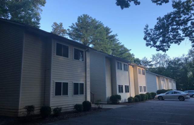 Black Mountain Upper Level Apartment Rental photos photos