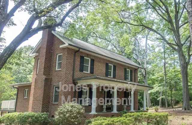 3135 W Innes Street - 3135 West Innes Street, Rowan County, NC 28144