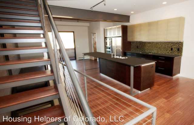11586 Colony Row Gallery 2