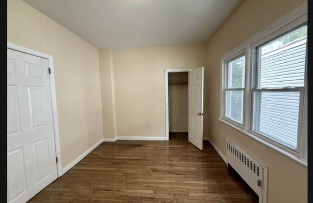 305-307 Sanford Ave  - 2 Gallery 2