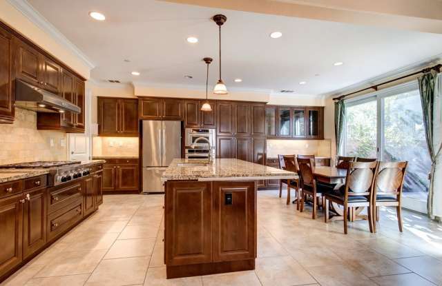 80 Shadowbrook Gallery 2
