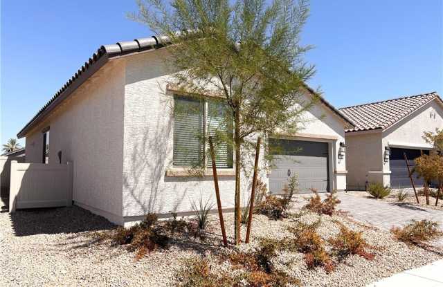 3232 Lahontan Street Gallery 2