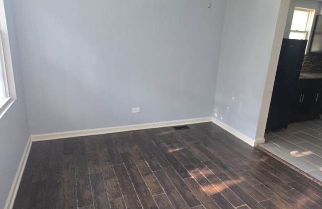8756 South Exchange Ave. photos photos