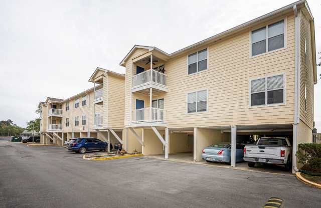 Harbor Landing rental with boat slip, great amenities, and a gated waterfront community lifestyle. photos photos