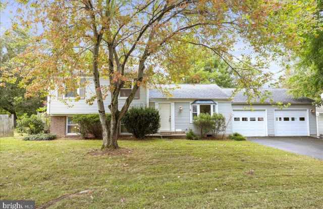 2653 FANIEUL HALL Court - 2653 Fanieul Hall Court, Franklin Farm, VA 20171 2653 FANIEUL HALL Court - 2653 Fanieul Hall Court, Franklin Farm, VA 20171