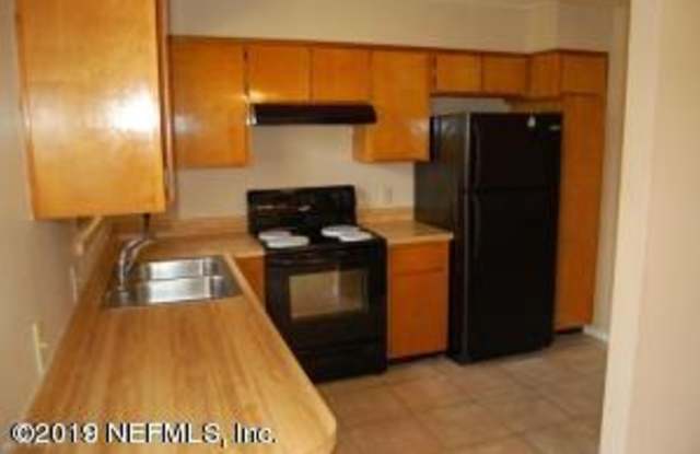 2939 LAKESIDE VILLA DR Gallery 4