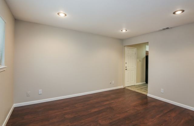 7640 Ryanridge Drive Gallery 2