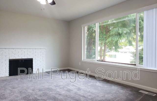 32728 35th Ave SW Gallery 3