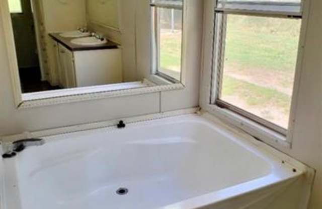 4712 Cedar Lane Gallery 4