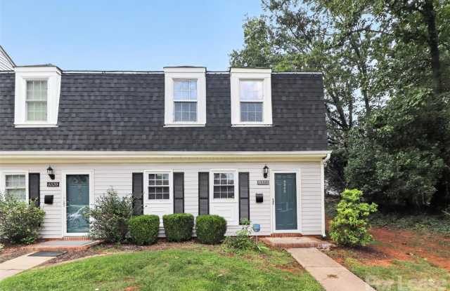 8322 Knights Bridge Road Gallery 3