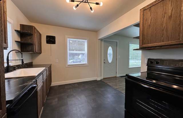 Recently Renovated Single Family Home Available Now! photos photos