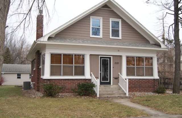 2521 Little Street - 2521 Little Street, Ames, IA 50014