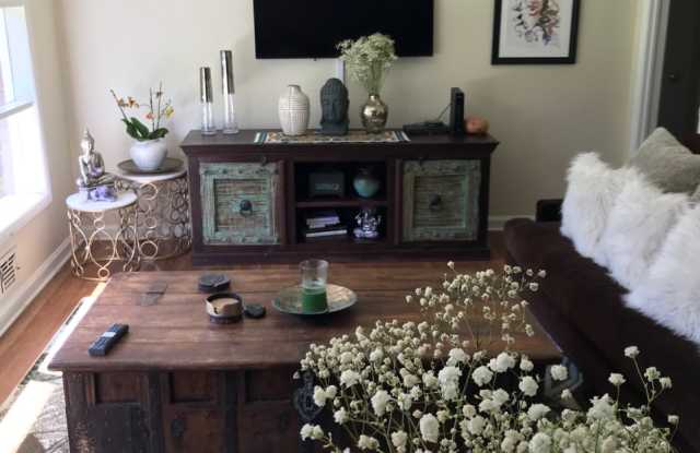 5480 Mollie Lane Gallery 3