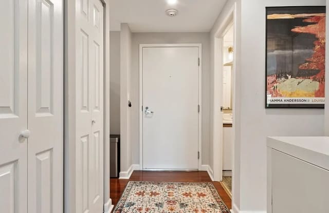 1 Watermill Pl Unit 425 Gallery 4