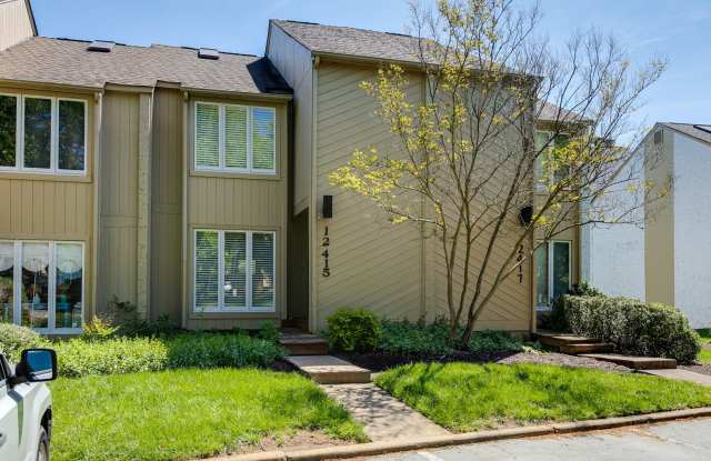3 Bedroom Townhome on Wilde Lake - 12415 Shore View Drive, Short Pump, VA 23233