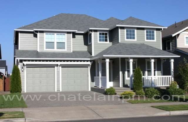 Beautiful 4 bdrm in highly desired Horizon Pointe in Lacey- Close to JBLM photos photos