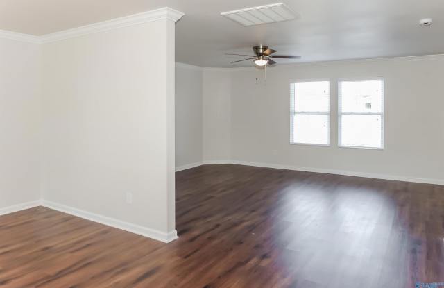 101 Waterway Drive Gallery 4