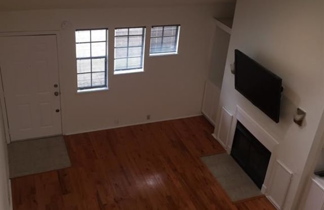 4900 Floyd Street Street - 4900 Floyd Street, Houston, TX 77007