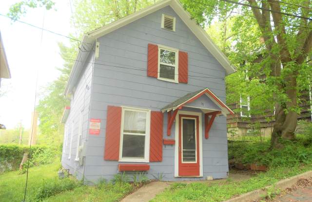 19 Smith St - 19 Smith Street, Athens, OH 45701